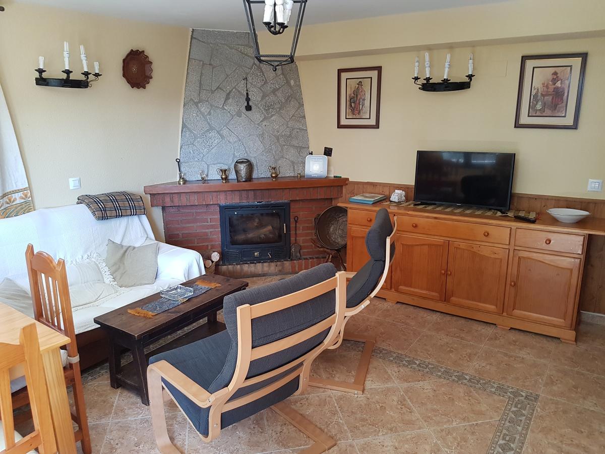 Ferienwohnung La Vista De Gredos Navarredonda Exterior foto